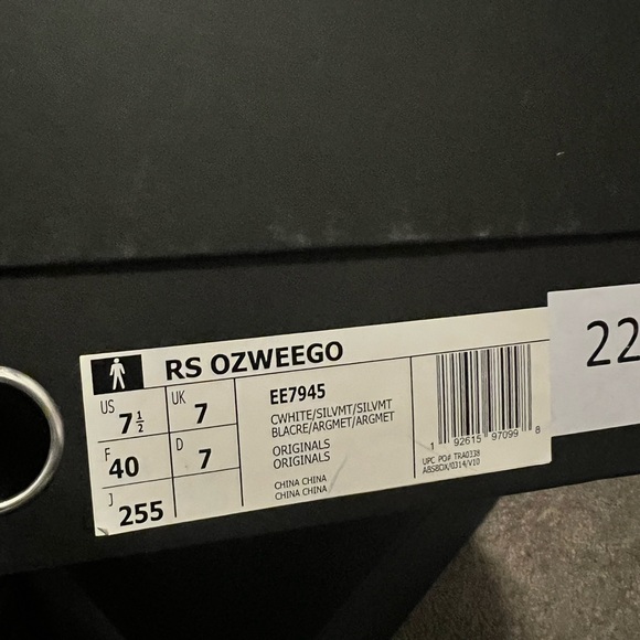 Adidas - Raf Simons Cream White Silver Metallic, Mirrored collection. - Picture 4 of 6